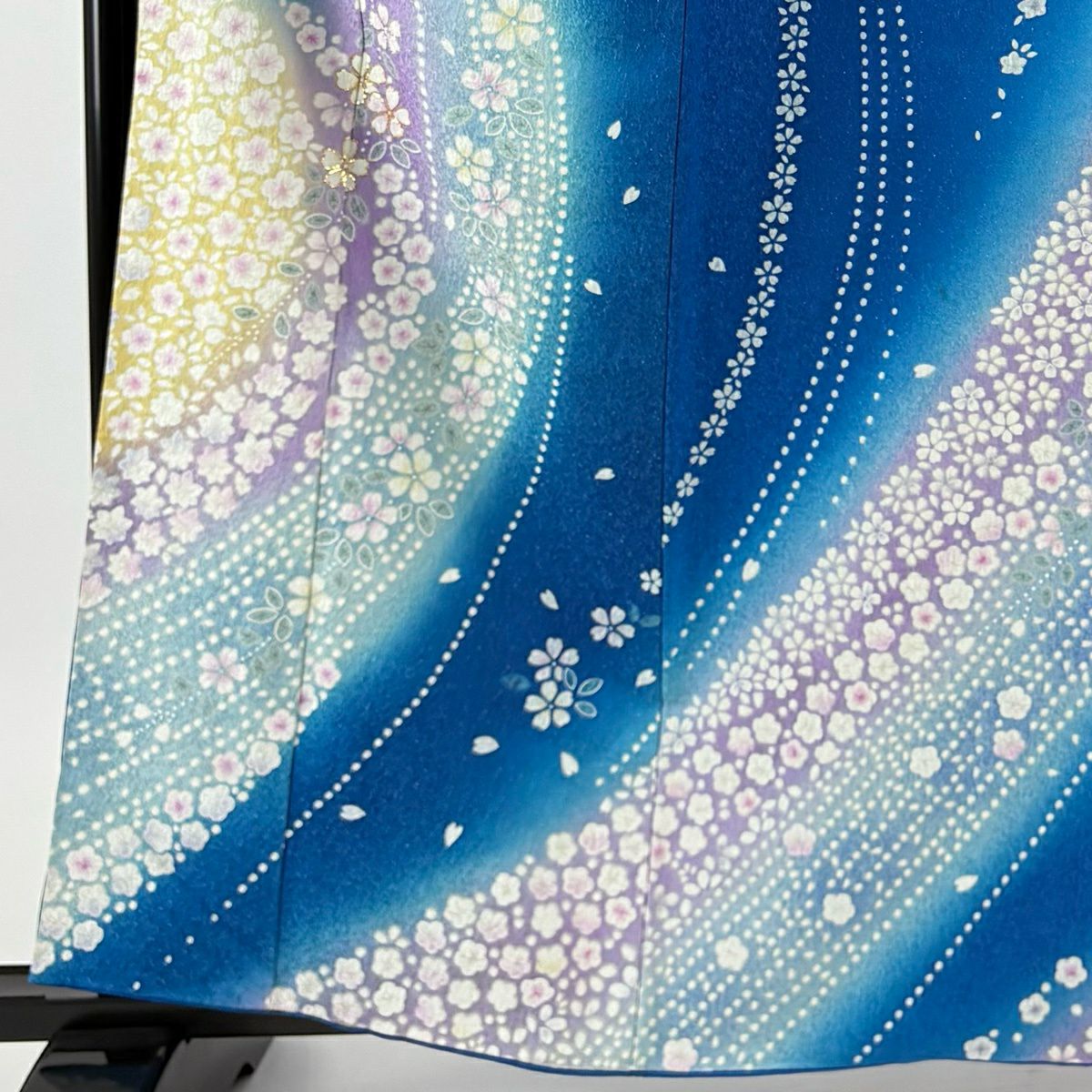 振袖禮服 身長162cm 袖長67.5cm L 雙層櫻梅花銀通金金箔藍純蠶絲名品級