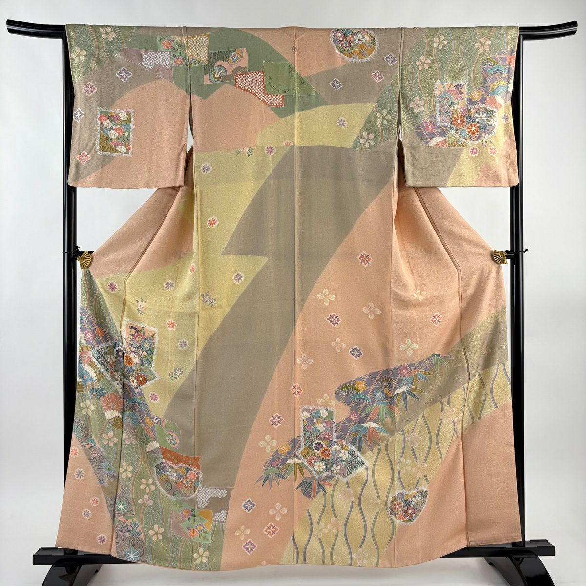 訪問服 身長161cm 袖長65cm M 雙層 扇子面 松樹竹子梅花 金絲 金銀彩 淺橙色 純蠶絲 名品級 一個紋