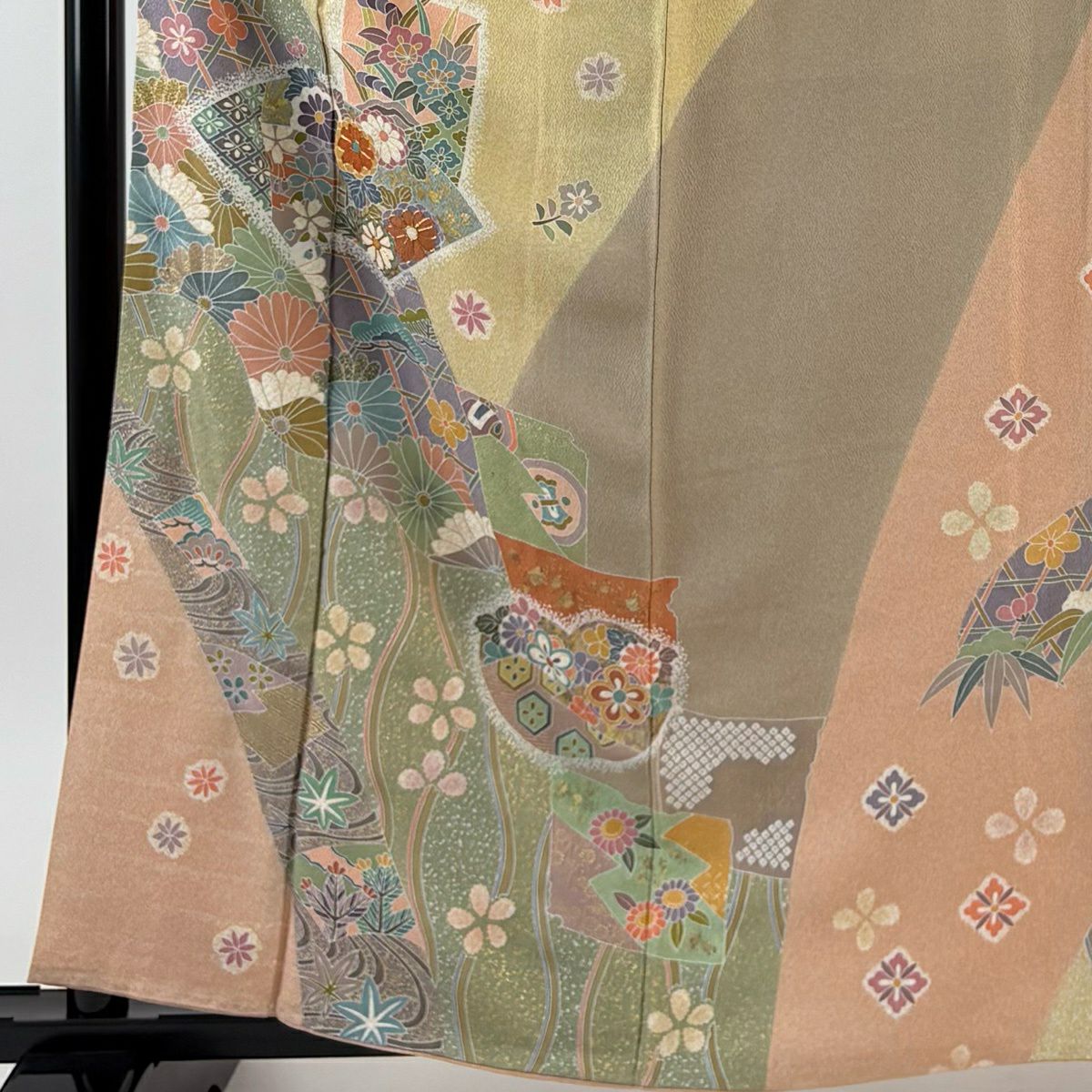 訪問服 身長161cm 袖長65cm M 雙層 扇子面 松樹竹子梅花 金絲 金銀彩 淺橙色 純蠶絲 名品級 一個紋