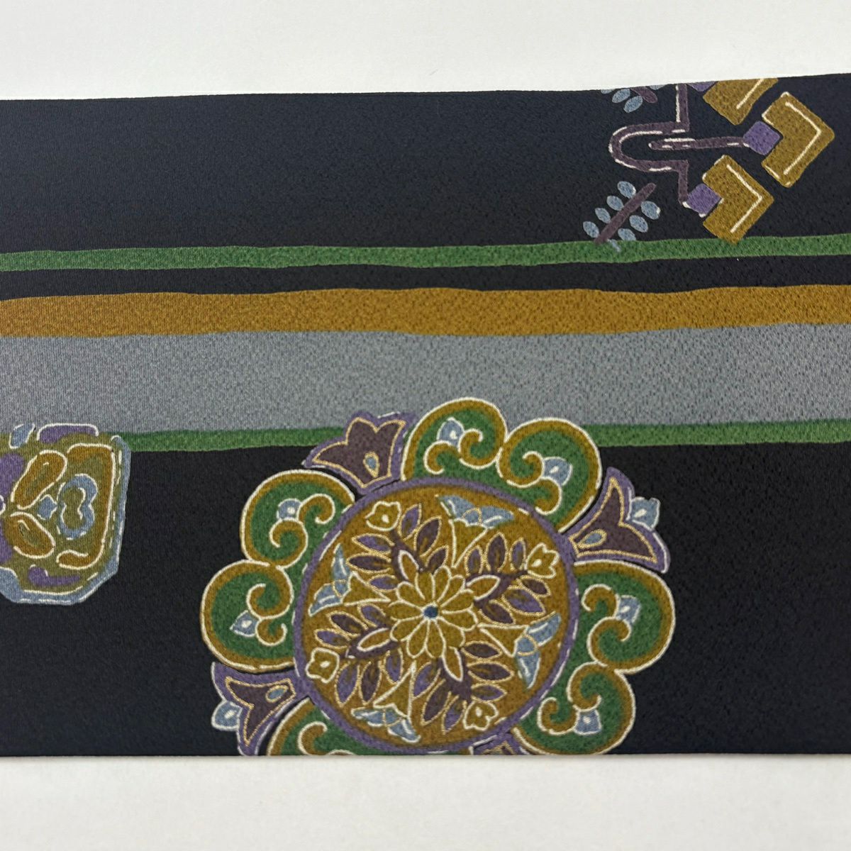 【美品】 名古屋帶 名品級 向鳥 華紋 金彩裝飾 濃紫 純蠶絲