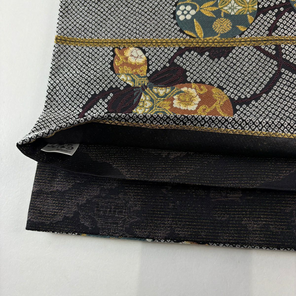 【美品】 袋帶 名品級 瓢箪 草花紋 金糸 黑灰 六通 純蠶絲