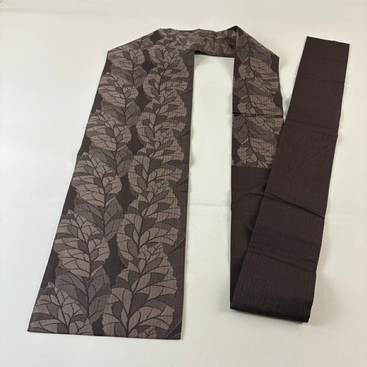 【美品】 名古屋帶 名品級 紬織織 葉柄 茶紫 純蠶絲