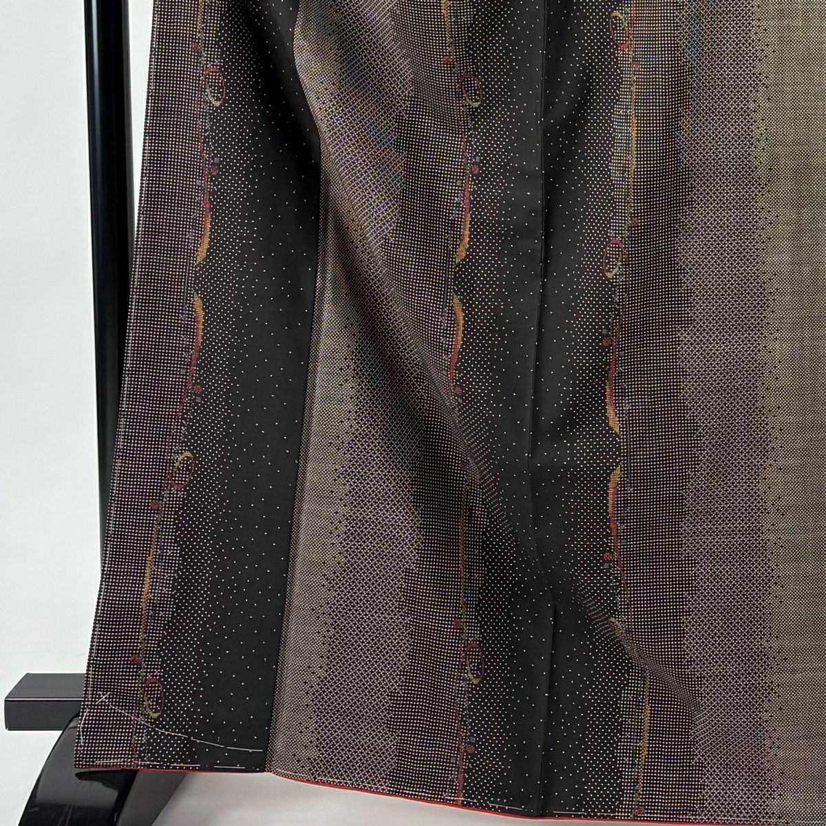 【美品】 大島紬織 身長166.5cm 袖長65.5cm M 雙層 純泥染 證書齊全 幾何學圖案 焦茶 純蠶絲 名品級