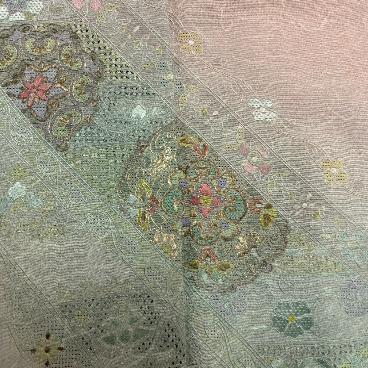 訪問服 身長159.5cm 袖長65.5cm M 雙層 華紋 花唐草紋 刺繡 金糸 灰櫻 純蠶絲 名品級 一つ紋