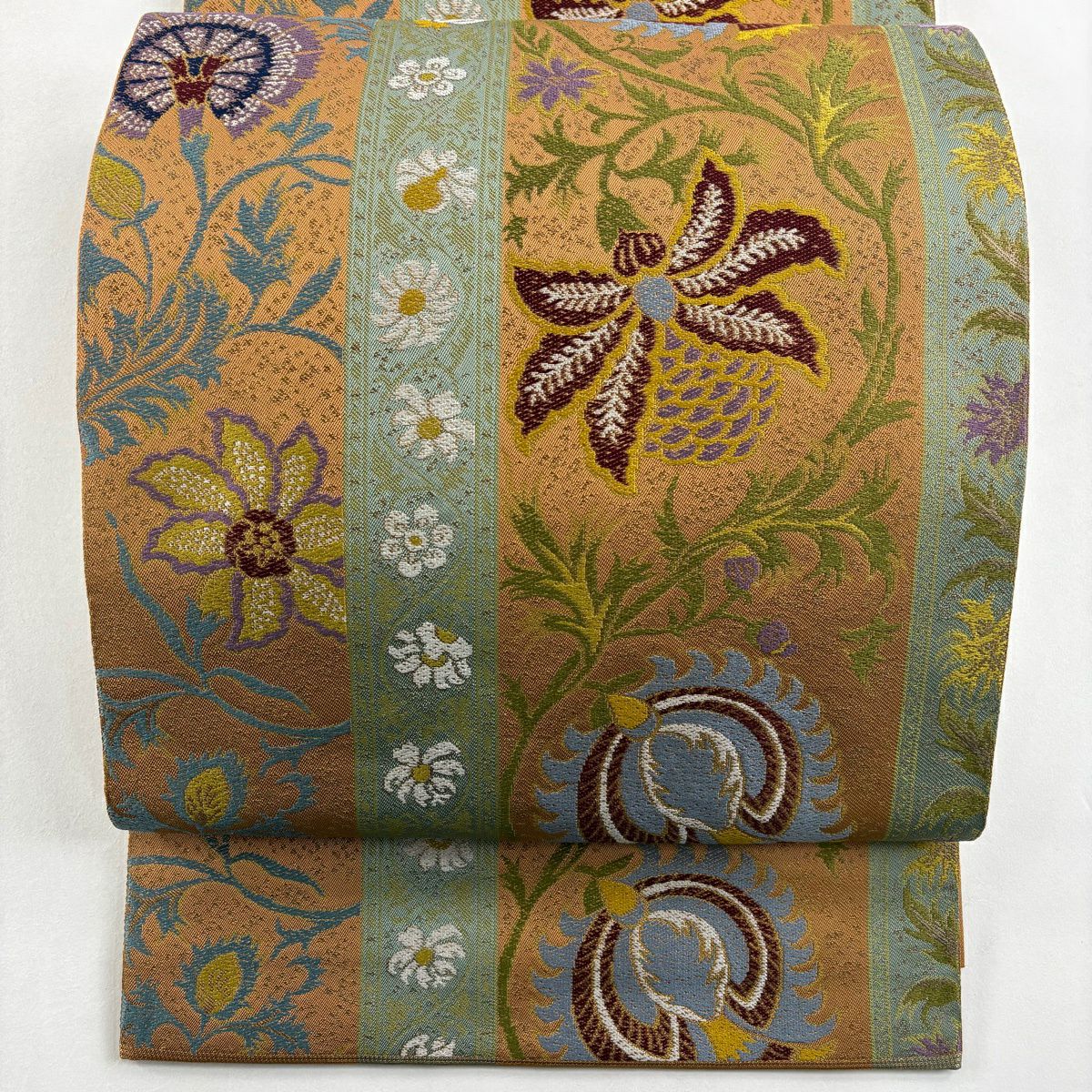 【美品】 袋帶 逸品級 川島織物 落款あり 關西仕立 草花紋紋 刺繡 金金箔 紅茶 六通 純蠶絲
