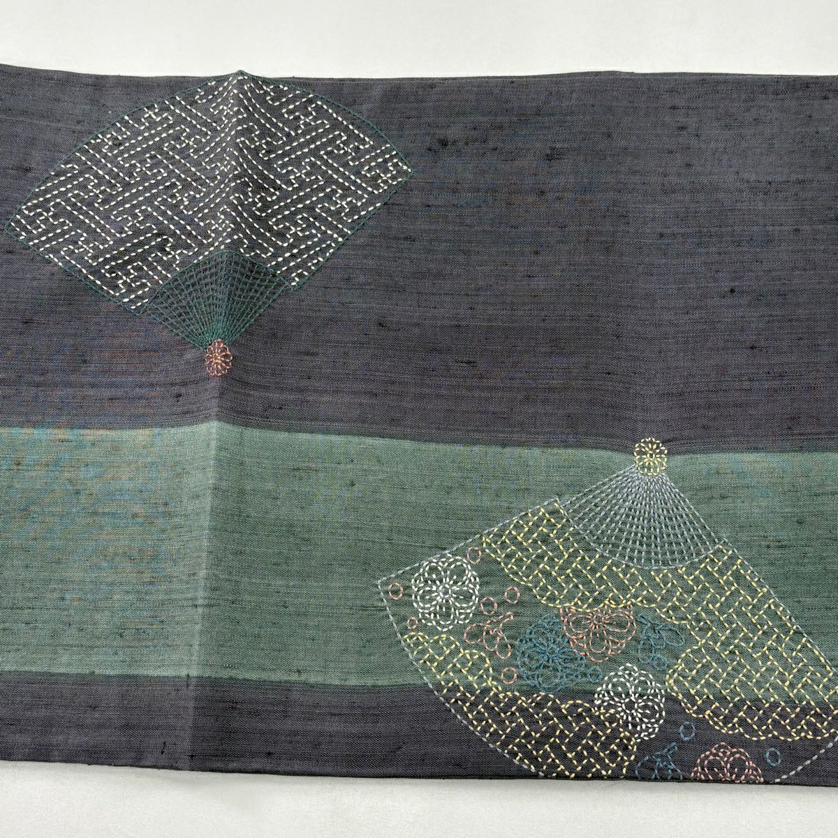 【美品】 袋帶 名品級 紬織織 扇子子 有職紋樣 刺繡 灰紫 お太鼓柄 純蠶絲