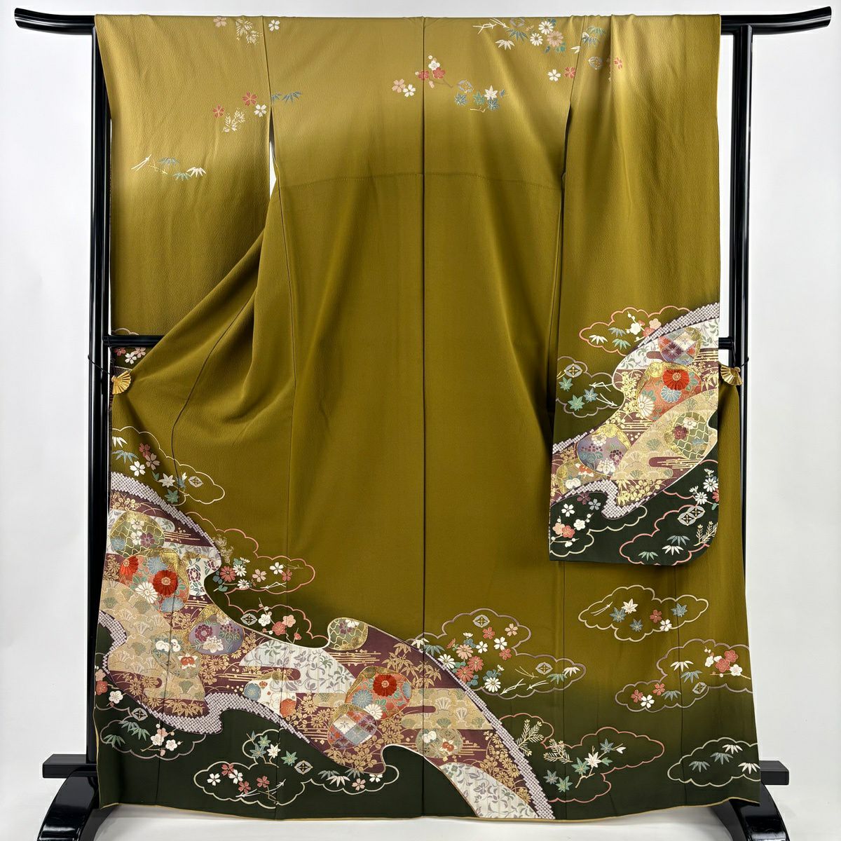 振袖禮服 身長169.5cm 袖長67cm M 雙層 貝合 松樹竹子梅花 刺繡 金彩裝飾 鶯 純蠶絲 名品級