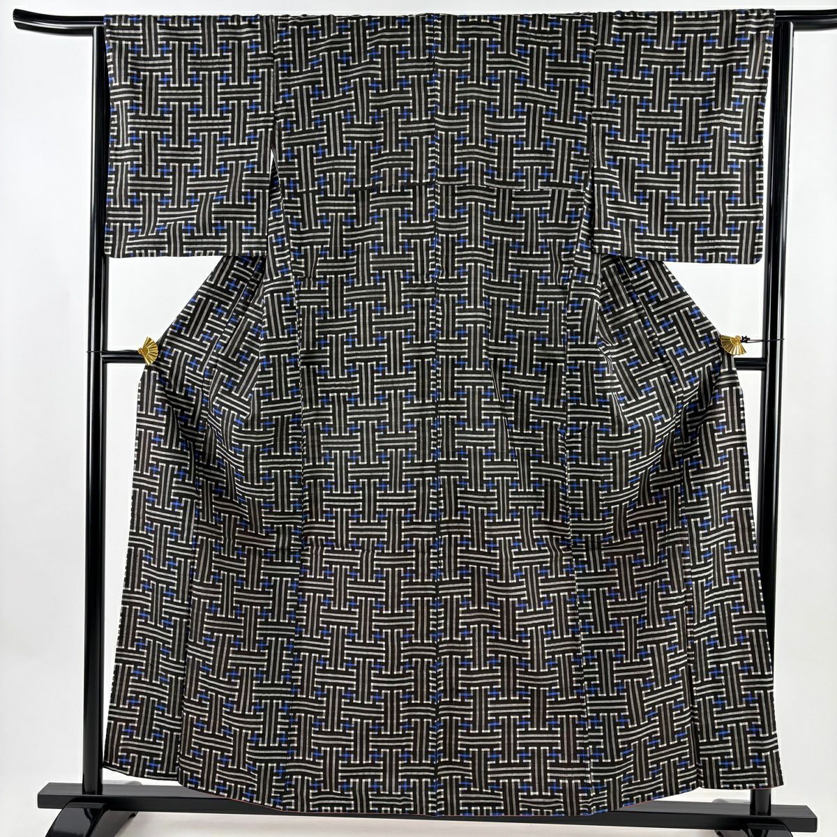 【美品】 紬織 身長158cm 袖長64cm M 雙層 鈕扣領 幾何圖案 墨色 純蠶絲 名品級