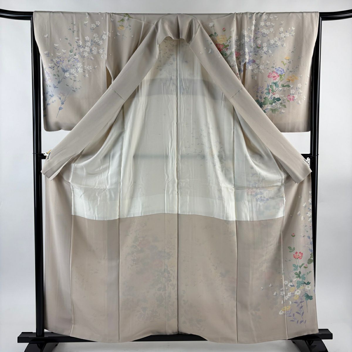 【美品】訪問服 身長159.5cm 袖長65.5cm M 雙層 落款あり 草花紋紋 漸層 粉米色 純蠶絲 名品級