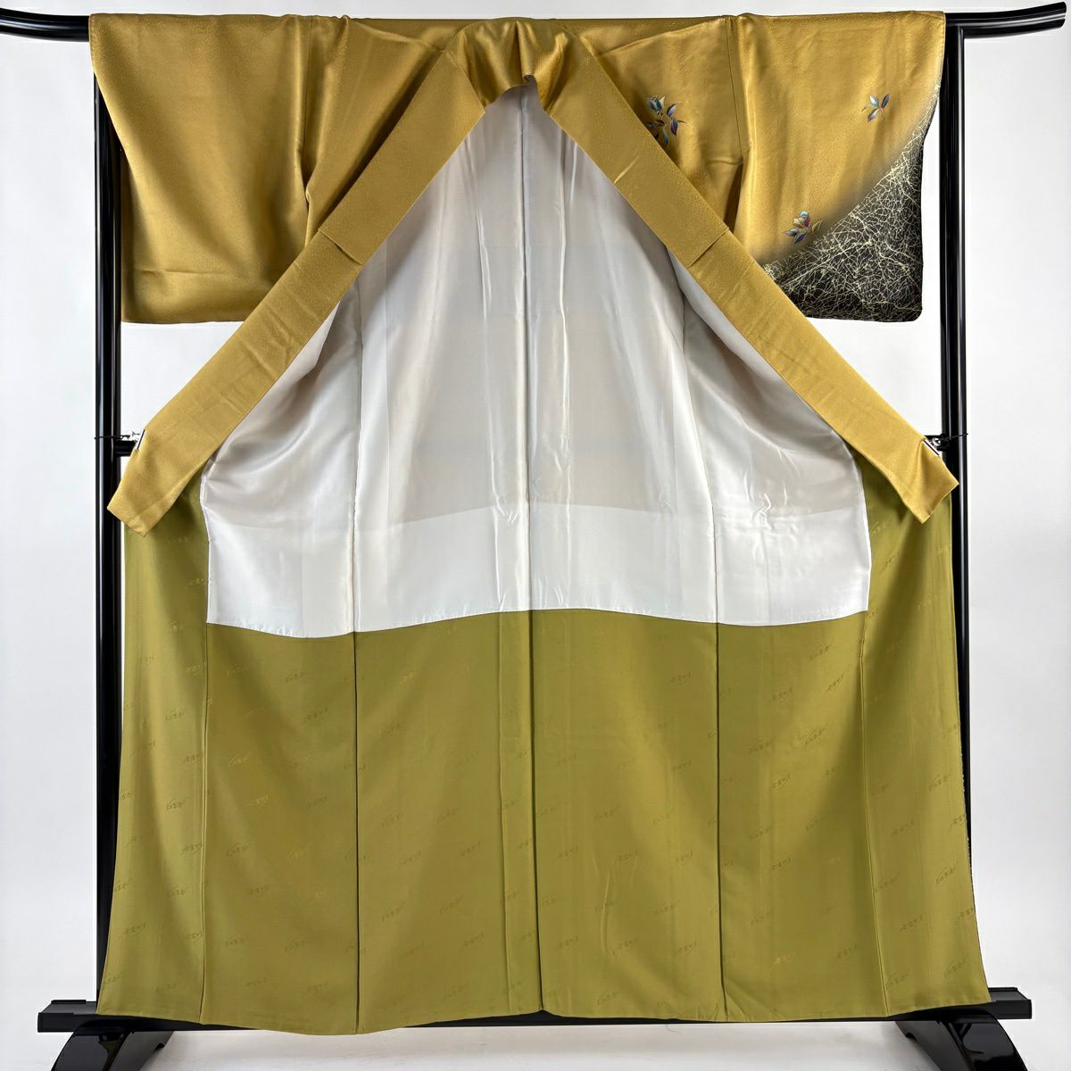 【美品】 付下 身長159.5cm 袖長65cm M 雙層 斉藤三才 落款あり 薔薇 幾何學圖案 金銀彩 染分 黃土色 純蠶絲 名品級