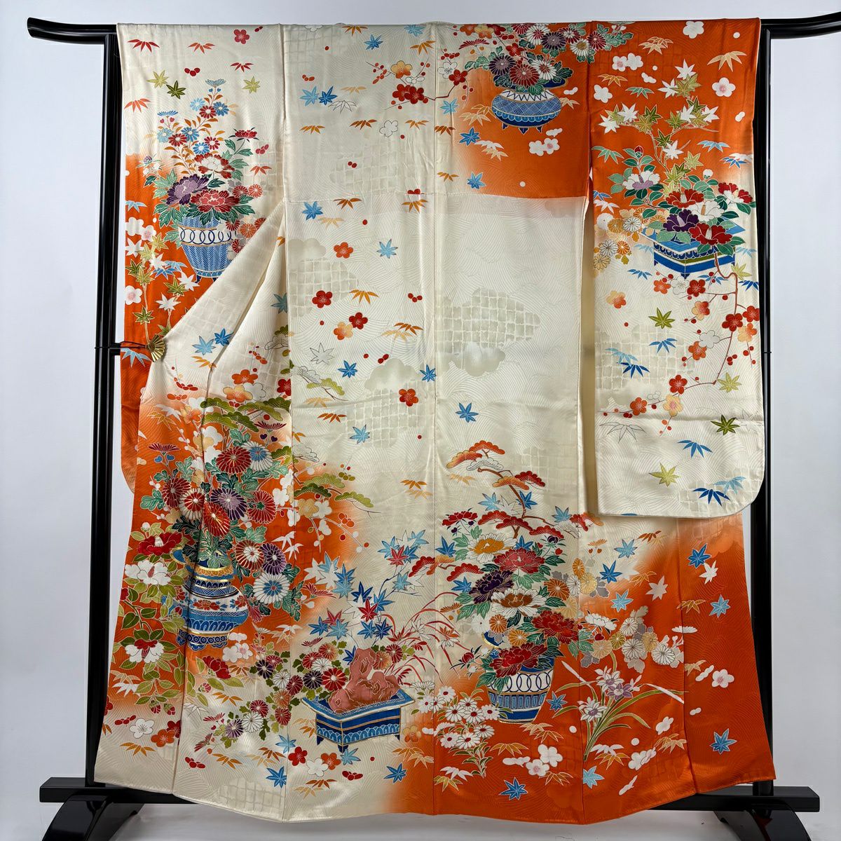 振袖禮服 身長160cm 袖長65cm M 雙層 松樹竹子梅花 菊花 金絲 刺繡 奶油色 純蠶絲 名品級