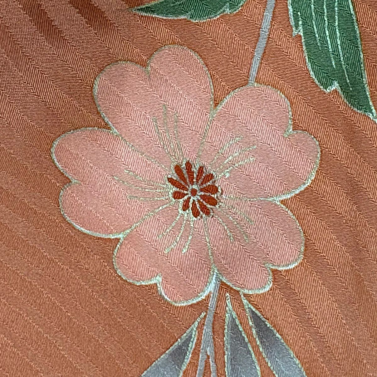 振袖禮服 身長161.5cm 袖長66cm M 雙層 扇子 草花紋紋 金絲 金銀彩 鮭粉色 純蠶絲 秀品級