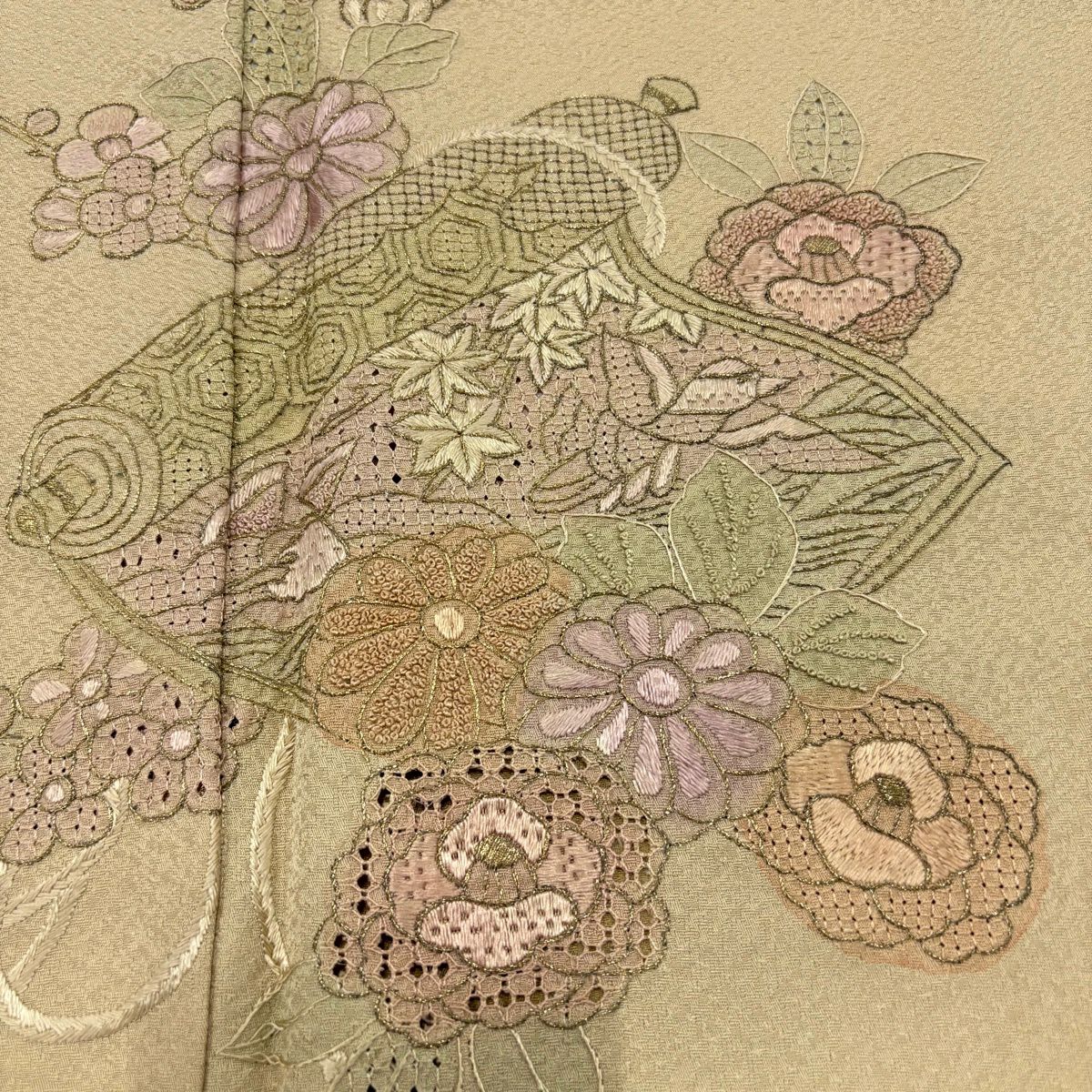 【美品】 付下 身長158cm 袖長63cm S 雙層 卷物 草花紋紋 金糸刺繡 淺茶 純蠶絲 優品級