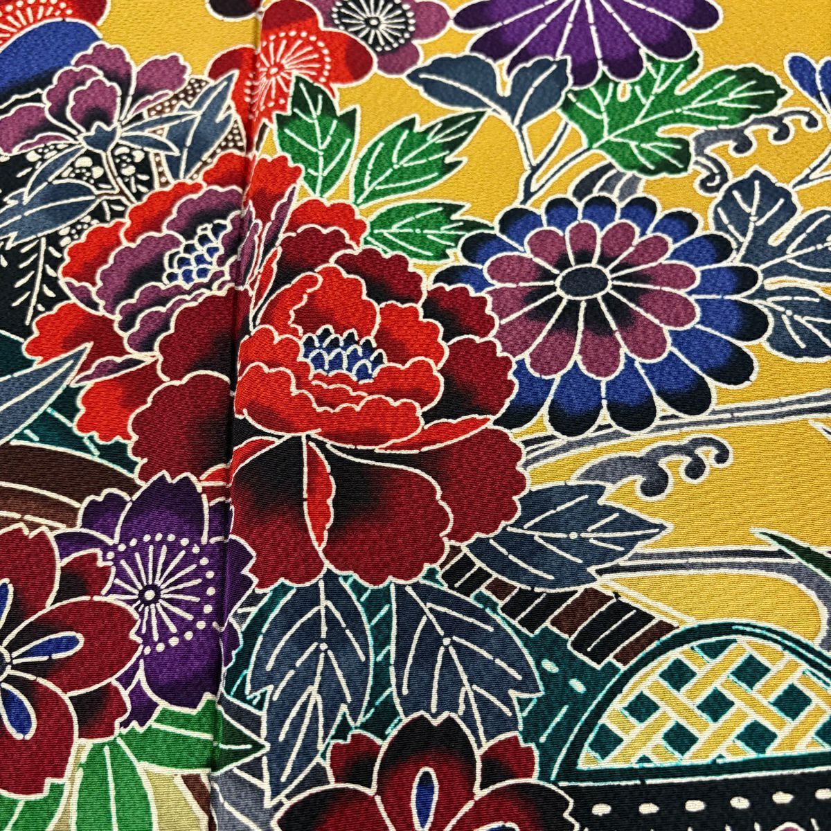 訪問服 身長156cm 袖長65.5cm M 雙層 草花紋紋 家屋 染分 縮緬 山吹茶 純蠶絲 秀品級