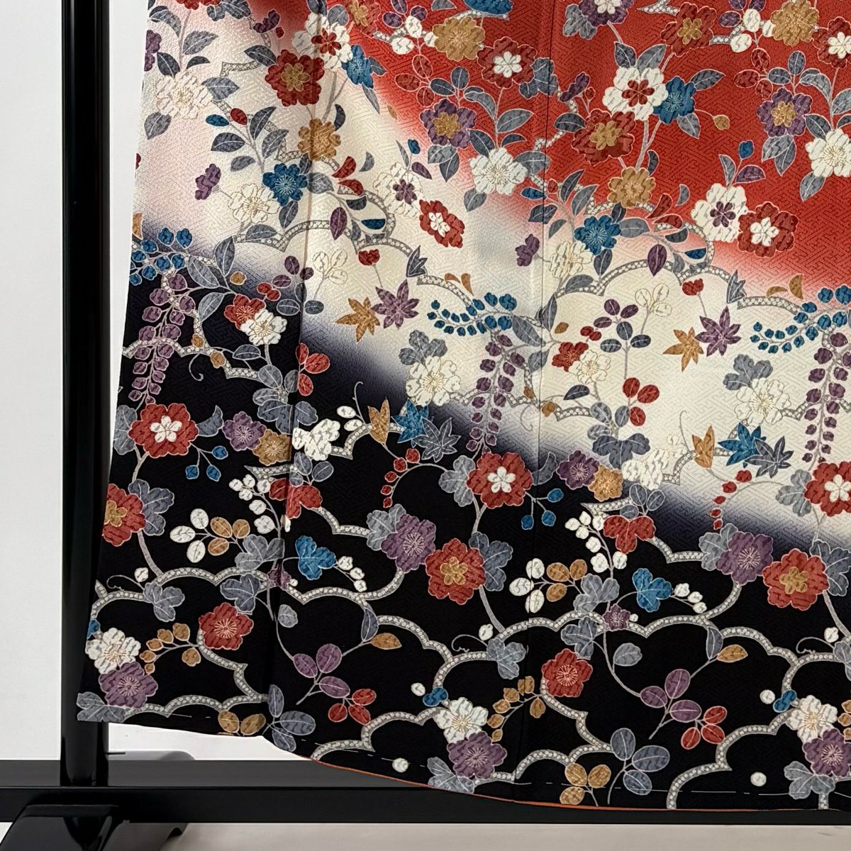 【美品】訪問服 身長157.5cm 袖長64.5cm M 雙層 草花紋紋 雲文 金彩裝飾 染分 茜 純蠶絲 秀品級