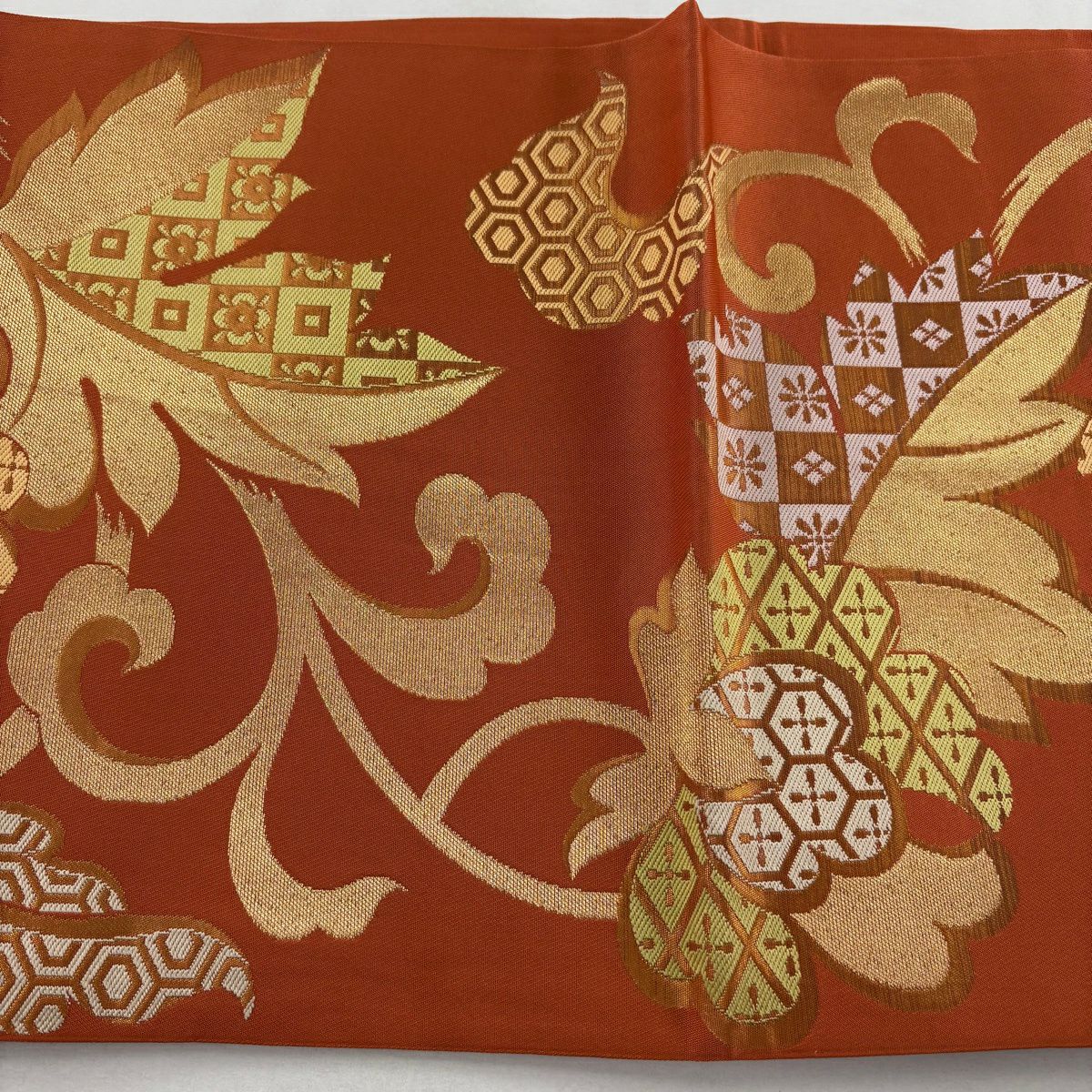 【美品】 袋帶 秀品級 川島織物 落款 花唐草紋 龜甲 金絲 金金箔 橙色 六通 純蠶絲