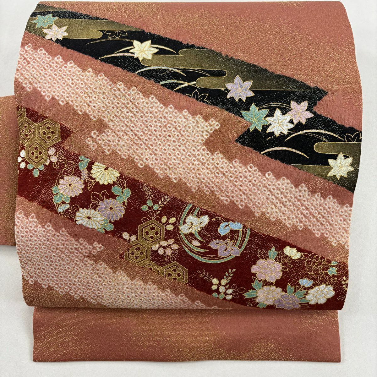 【美品】 名古屋帶 秀品級 雲霞 花丸紋 金銀彩 絞染 粉米色 純蠶絲