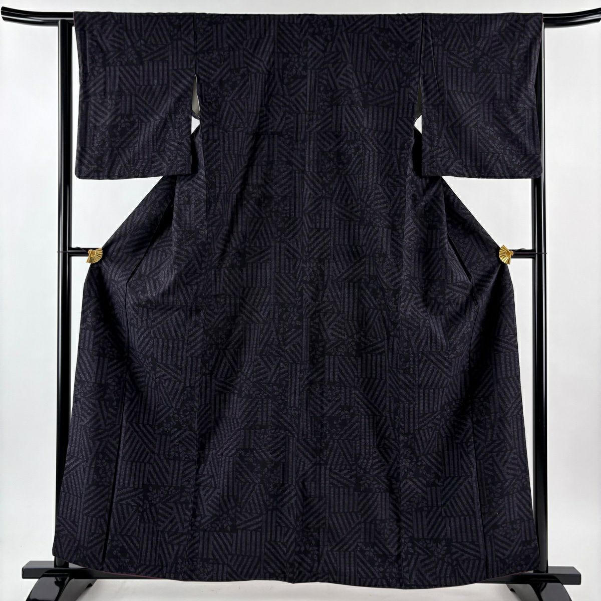 【美品】 結城紬織 身長162cm 袖長64cm M 雙層 本場結城紬織 證書附帶 龜甲絣 幾何學圖案 紫 純蠶絲 逸品級