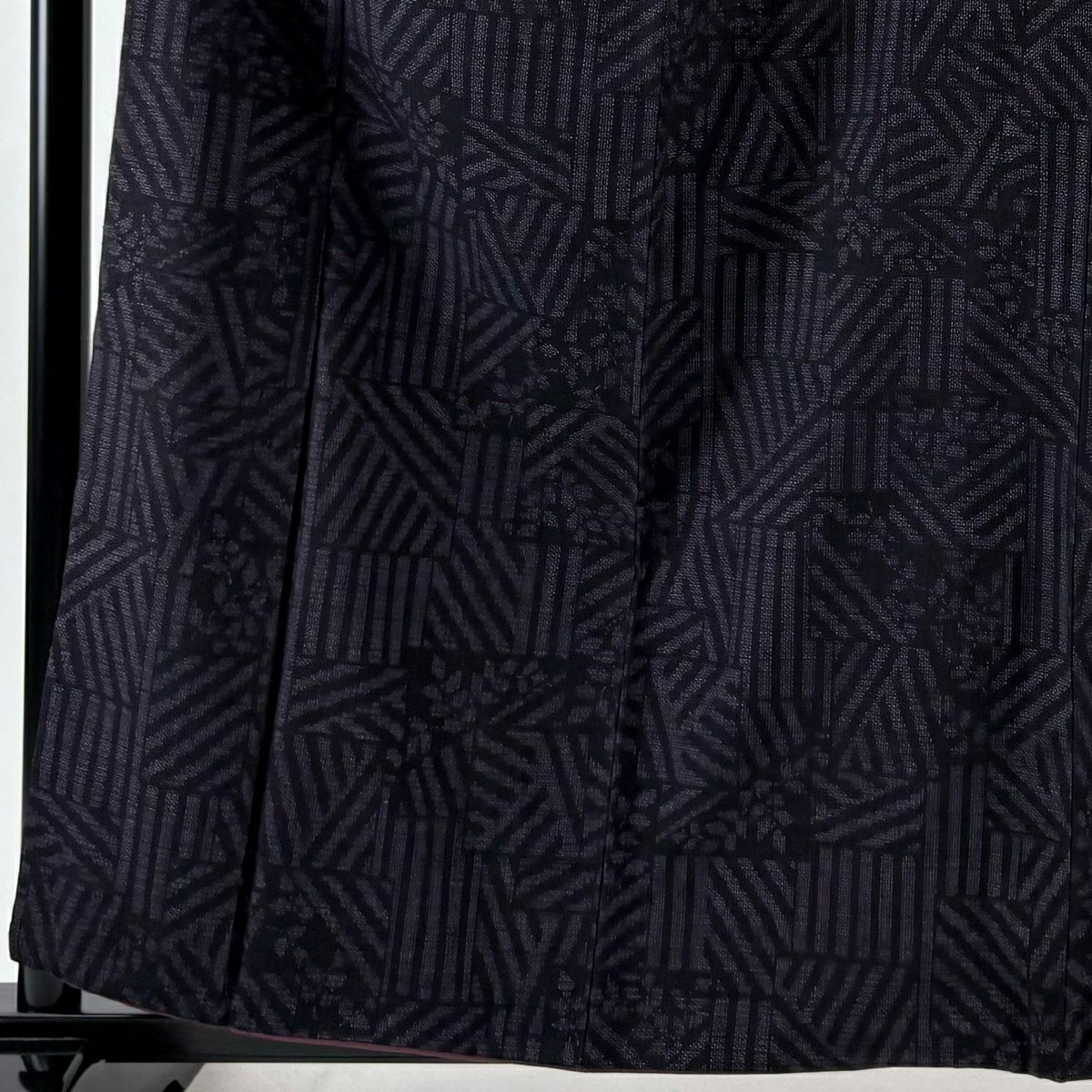 【美品】 結城紬織 身長162cm 袖長64cm M 雙層 本場結城紬織 證書附帶 龜甲絣 幾何學圖案 紫 純蠶絲 逸品級