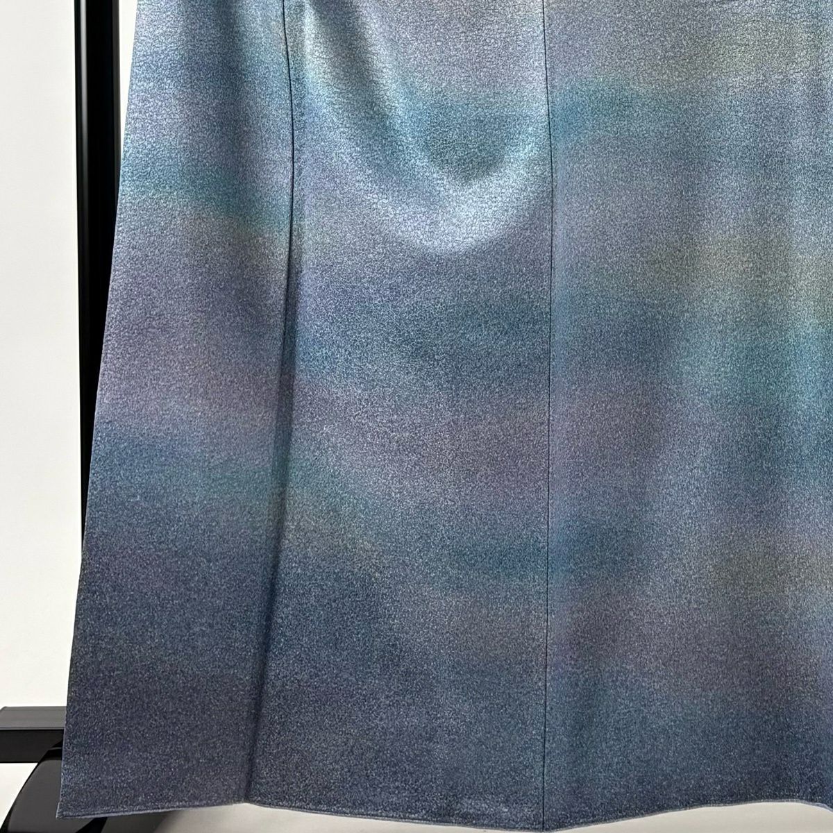【美品】訪問服 身長164cm 袖長66.5cm M 雙層 初代 久保田一竹子 落款あり 霞 金通し 漸變 青灰色 純蠶絲 逸品級