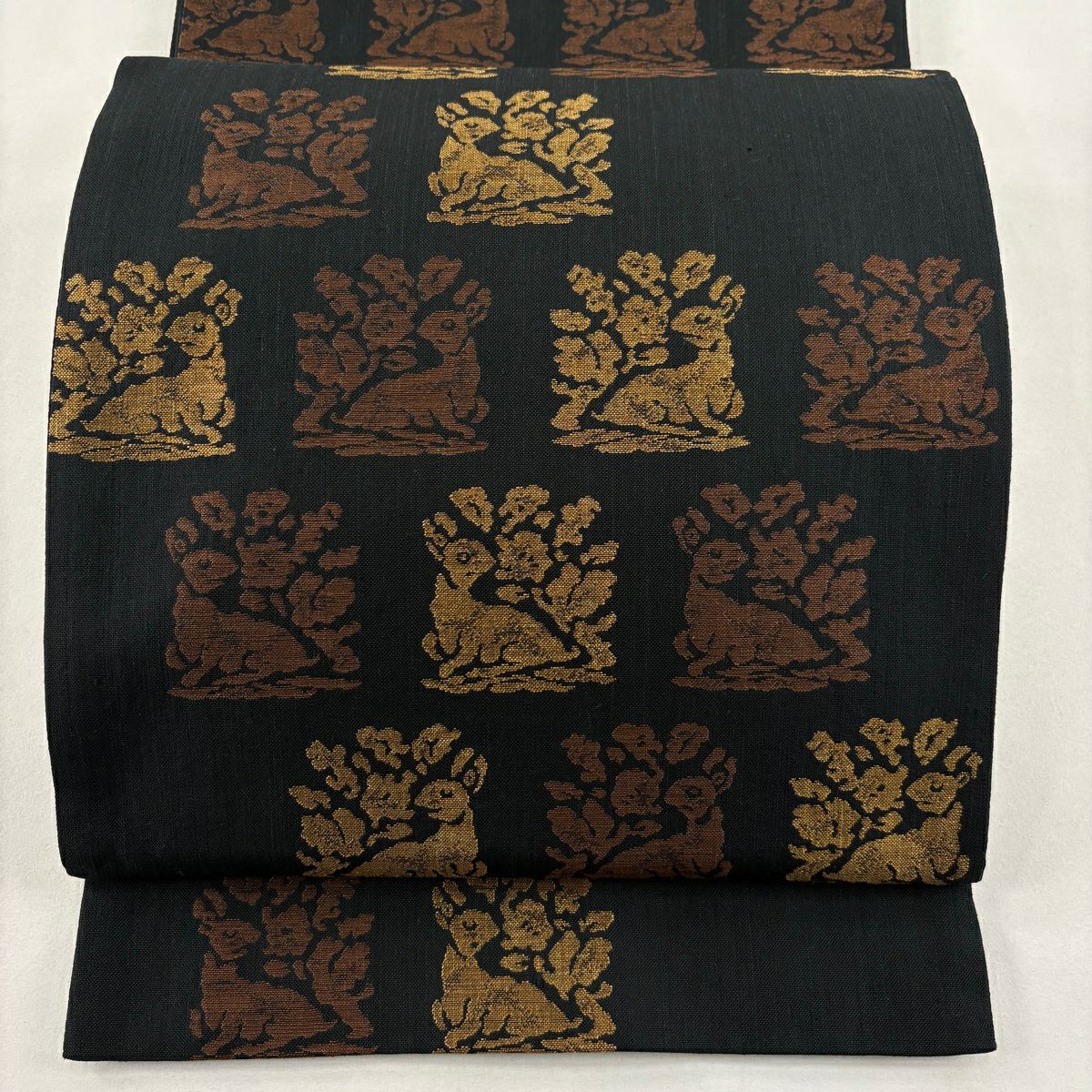 【美品】 袋帶 名品級 花兔 金絲 墨色 大鼓圖案 純蠶絲