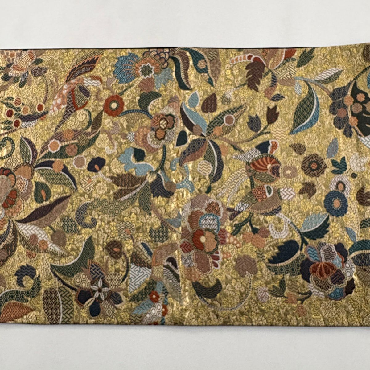【美品】 袋帶 名品級 花唐草紋 金金箔 金色 六通 純蠶絲
