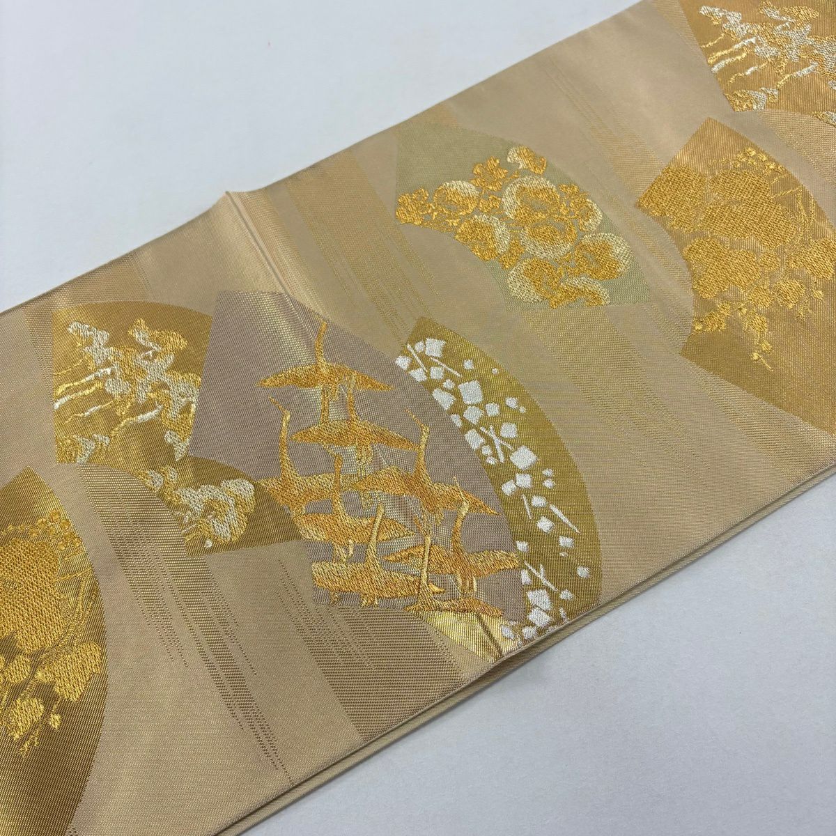 【美品】 袋帶 名品級 扇子面 仙鶴 金銀彩 金色 六通 純蠶絲