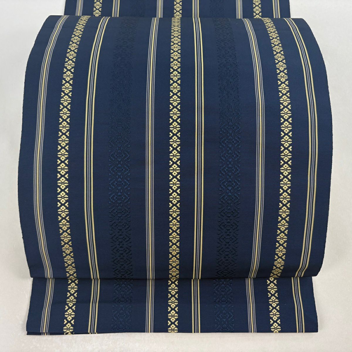 【美品】 名古屋帶 名品級 八寸名古屋帶 献上圖案 條紋 深藍 純蠶絲