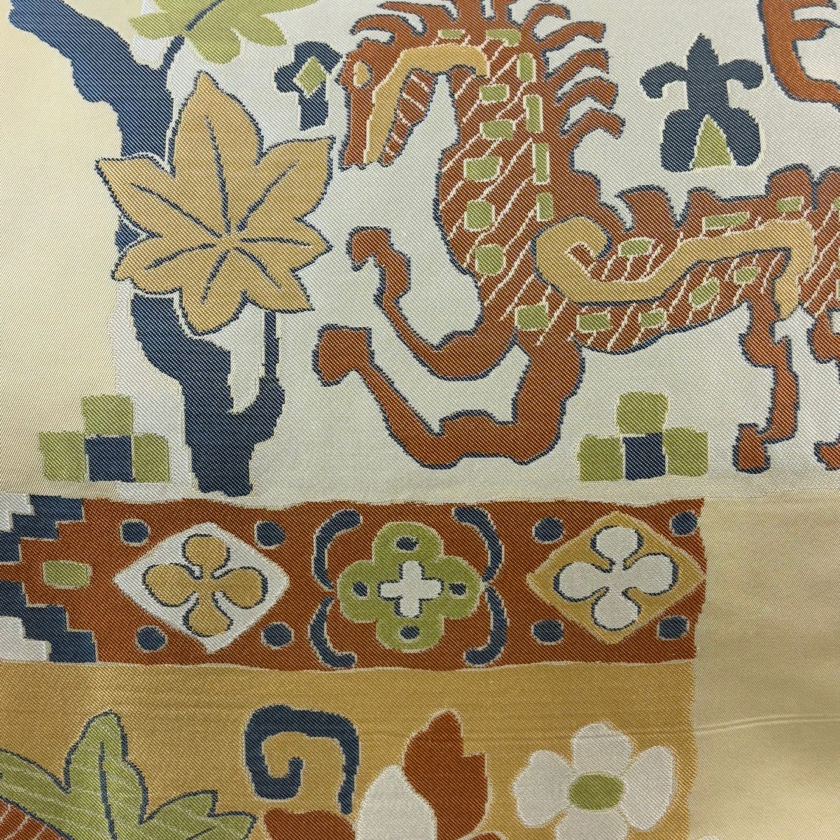【美品】 袋帶 逸品級 關西仕立 雜花 動物 枝花 米色 六通 純蠶絲