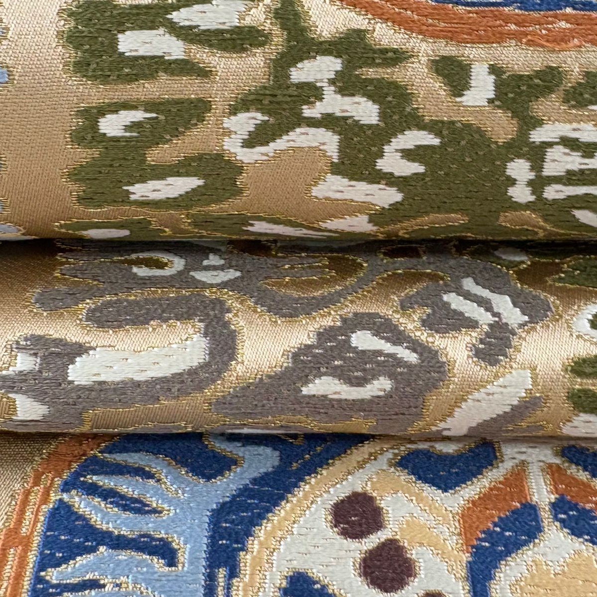 袋帶 逸品級 白綾苑大庭 落款あり 關西仕立 雜幾何圖案 刺繡 金絲 淺茶 六通 純蠶絲
