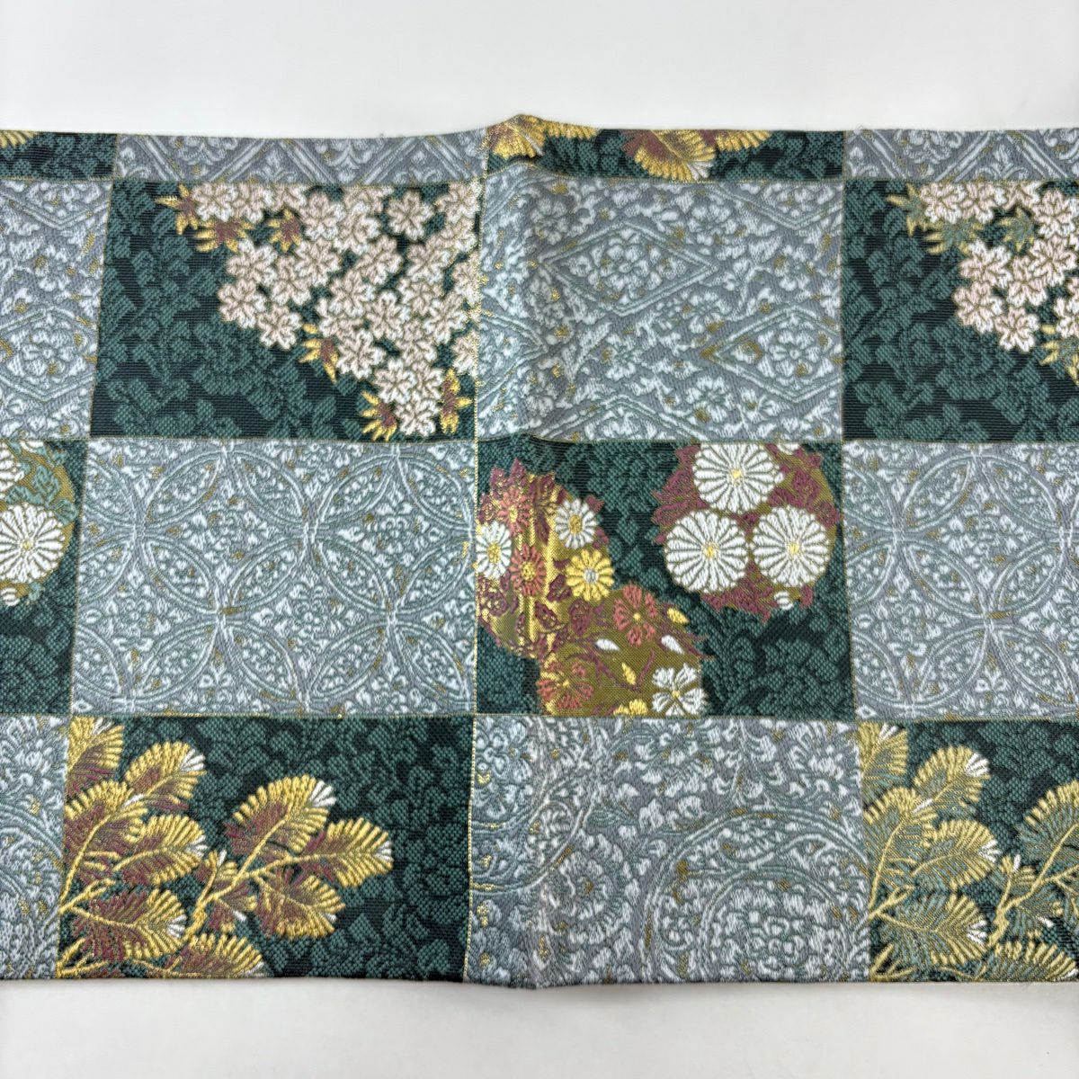 【美品】 袋帶 名品級 草花紋紋 市松樹 金銀彩 金金箔 灰綠 六通 純蠶絲