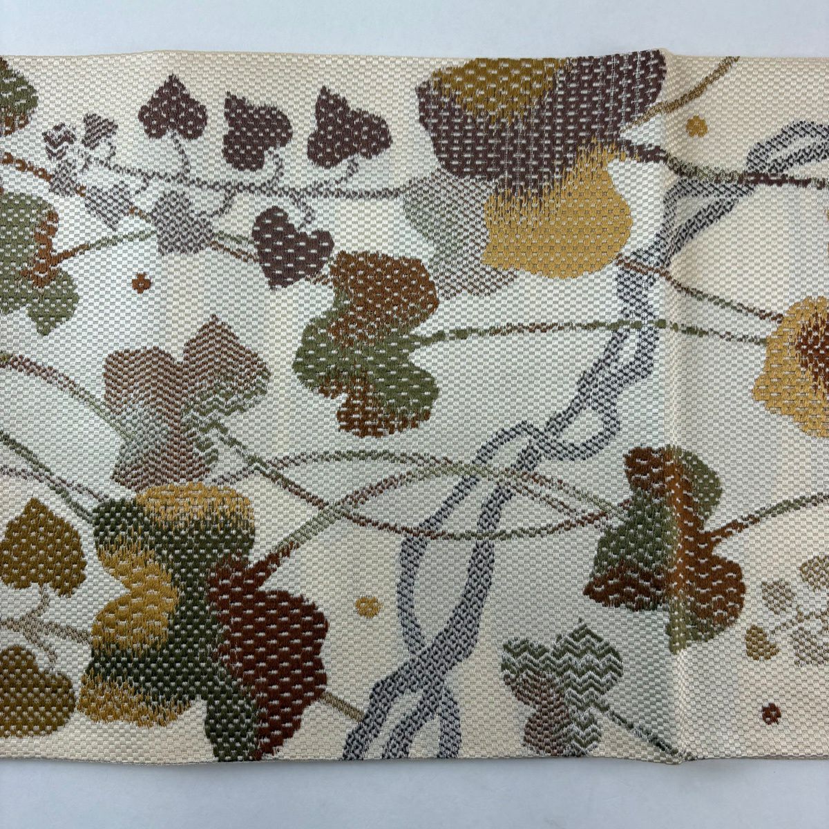 【美品】 袋帶 名品級 葉紋 奶油色 六通 純蠶絲