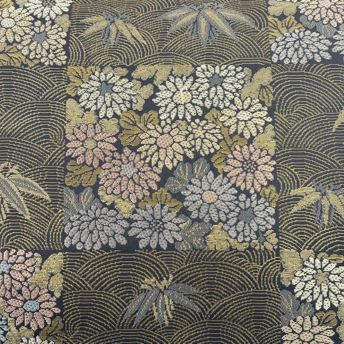 【美品】 袋帶 名品級 金金箔屋清兵衛 落款あり 草木染 市松樹小花紋 金金箔 唐織 茶綠 六通 純蠶絲