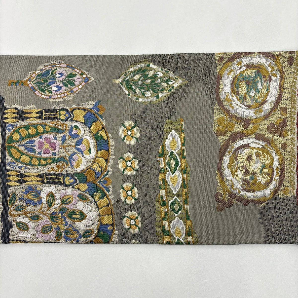 【美品】 袋帶 名品級 草花紋 樹木 刺繡 金銀彩 灰色 六通 純蠶絲