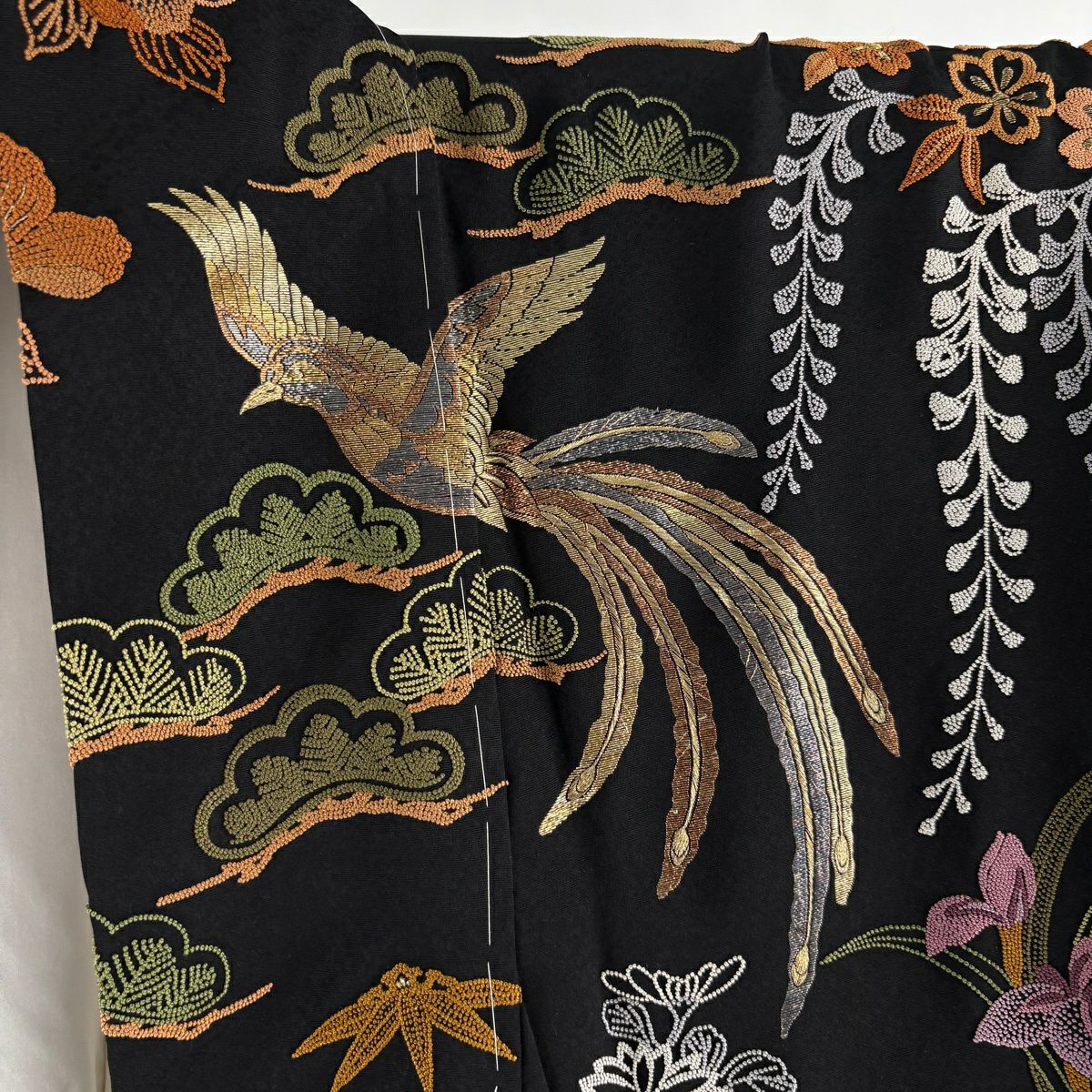 【美品】振袖禮服 身長163cm 袖長69cm L 雙層 落款あり 牡丹 鳳凰 相良刺繡 金糸 黑 純蠶絲 逸品級
