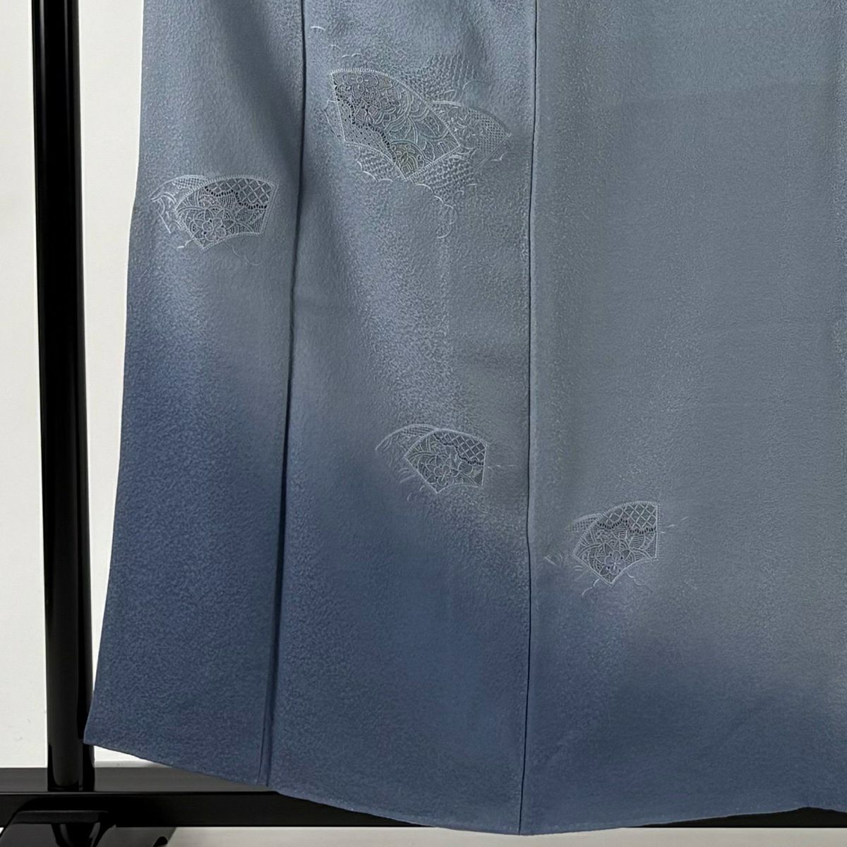 付下 身長157cm 袖長63.5cm S 雙層 扇子面 草花紋紋 刺繡 漸層 青灰 純蠶絲 秀品級 一個紋