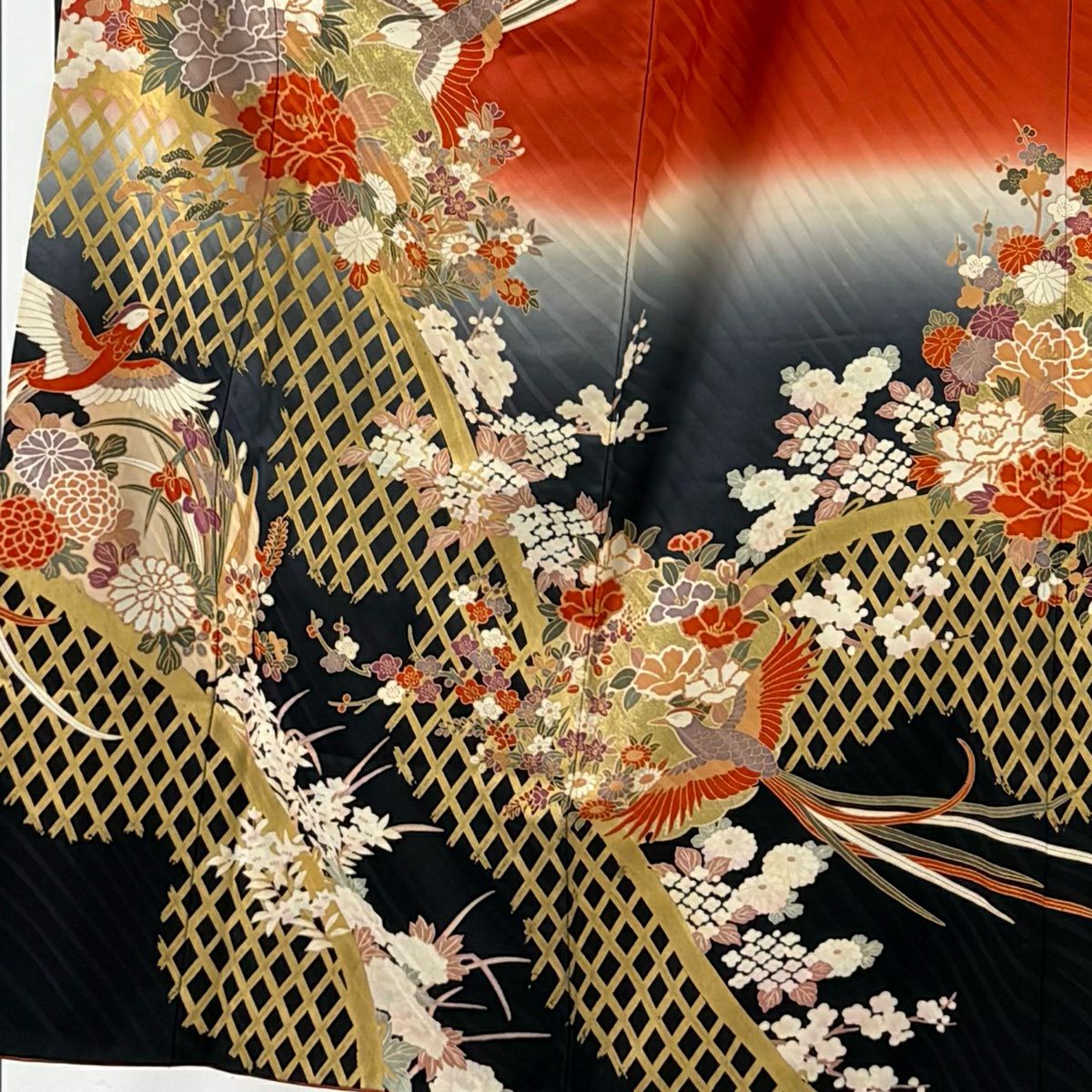振袖禮服 身長151.5cm 袖長63cm S 雙層 鳥 草花紋 金彩裝飾 染分 朱 純蠶絲 秀品級