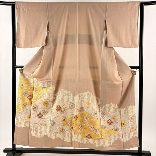 色留袖禮服 身長154.5cm 袖長63cm S 雙層 華紋 芝 金絲 金銀彩 粉米色 純蠶絲 秀品級 三つ紋