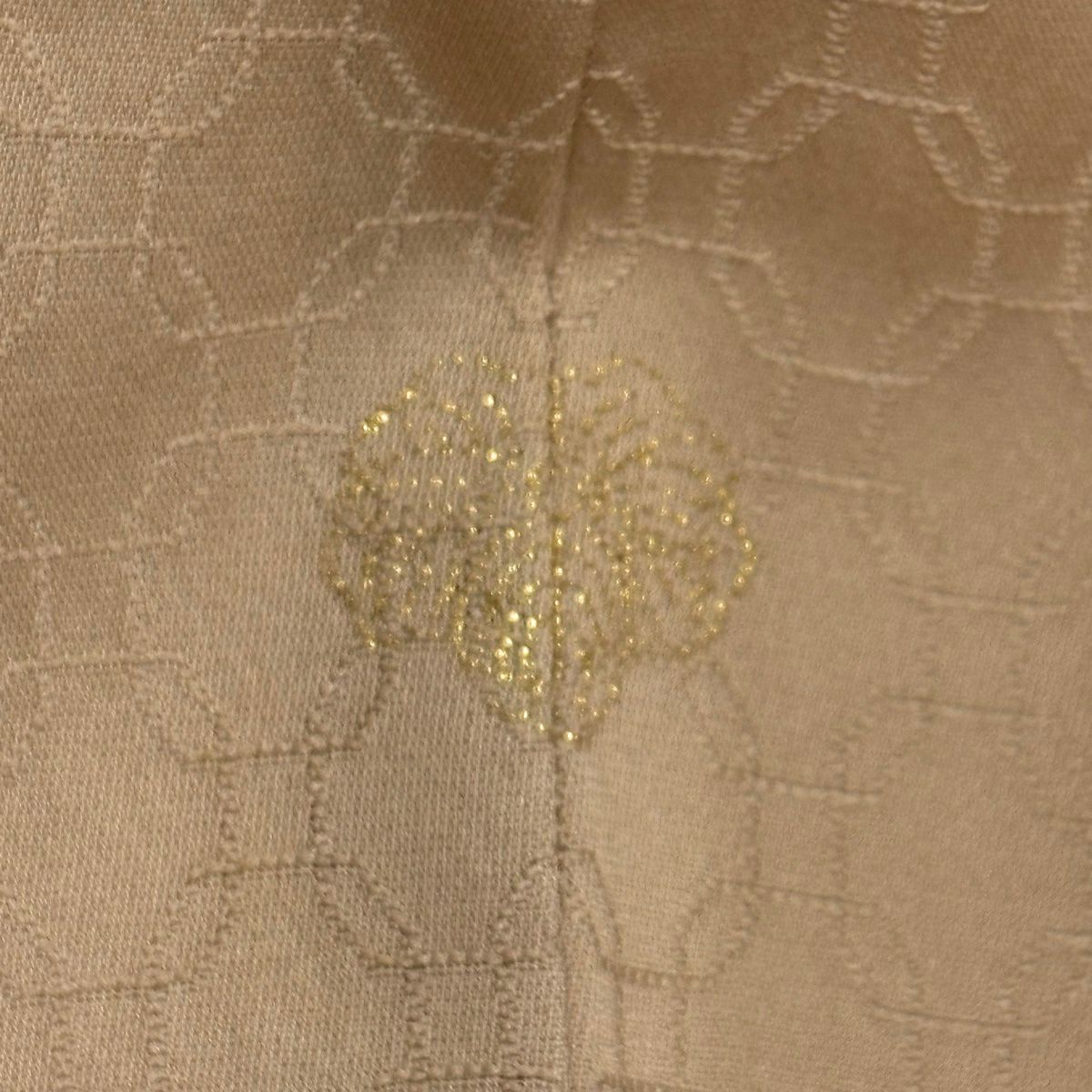 色留袖禮服 身長154.5cm 袖長63cm S 雙層 華紋 芝 金絲 金銀彩 粉米色 純蠶絲 秀品級 三つ紋