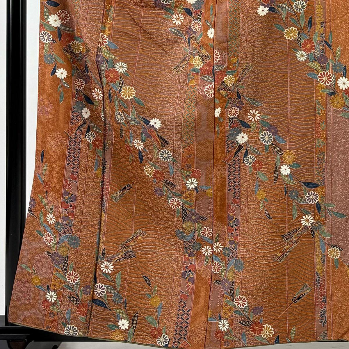 【美品】 小紋 身長161cm 袖長65cm M 雙層 菊花花 扇子子 金彩裝飾 橙色 純蠶絲 優品級