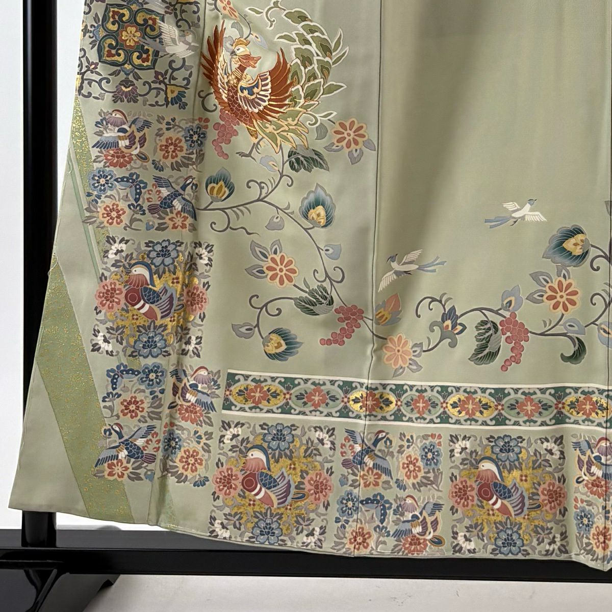 色留袖禮服 身長156.5cm 袖長62.5cm S 雙層 落款あり 鳳凰 草花紋 金絲 金銀彩 灰綠 純蠶絲 秀品級 一つ紋
