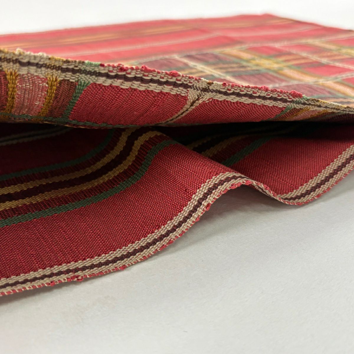 【美品】 名古屋帶 秀品級 八寸名古屋帶 隧道仕立 格子 金絲 紅 純蠶絲