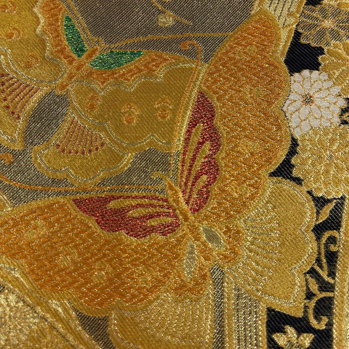 【美品】 袋帶 優品級 振袖禮服禮服用 蝴蝶 草花紋 金金箔 金絲 金色 六通 純蠶絲