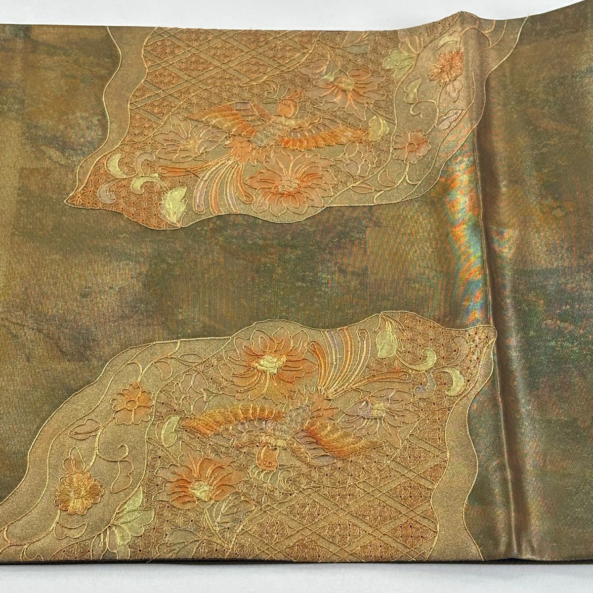 袋帶 秀品級 華紋 唐草紋 刺繡 金銀彩 金茶 お太鼓圖案 純蠶絲