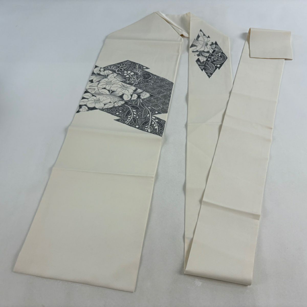 名古屋帶 秀品級 椿 松樹皮菱 奶油色 純蠶絲
