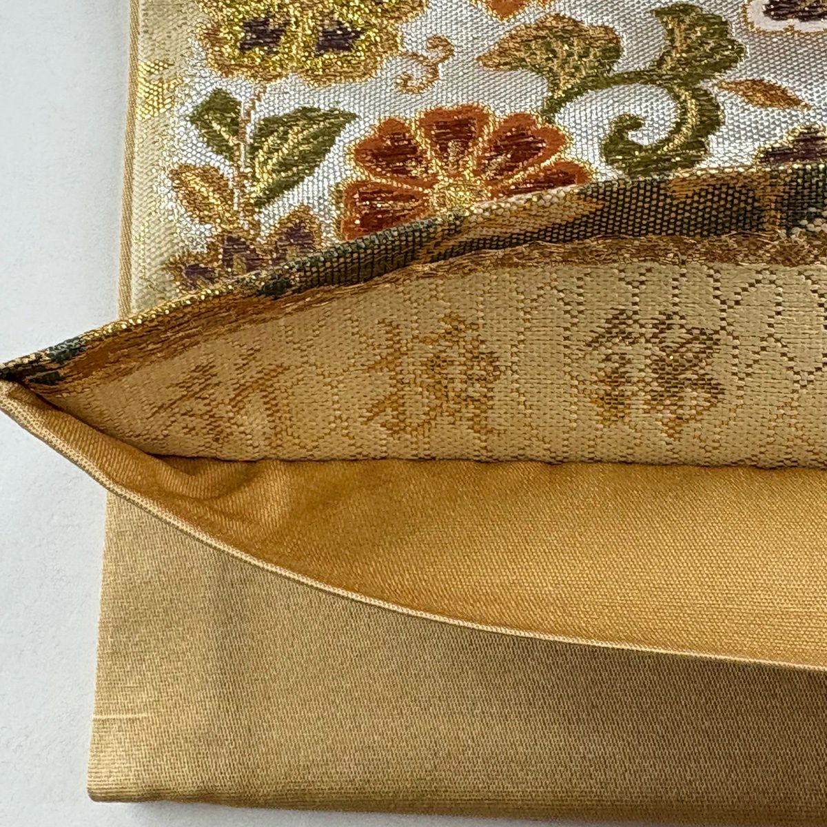 【美品】 袋帶 秀品級 花鳥 七寶 金金箔 金絲 米色 六通 純蠶絲