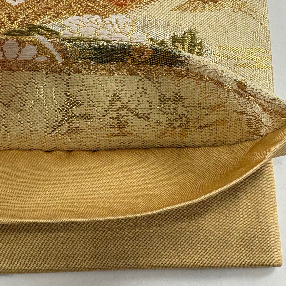 【美品】 袋帶 秀品級 花鳥 七寶 金金箔 金絲 米色 六通 純蠶絲