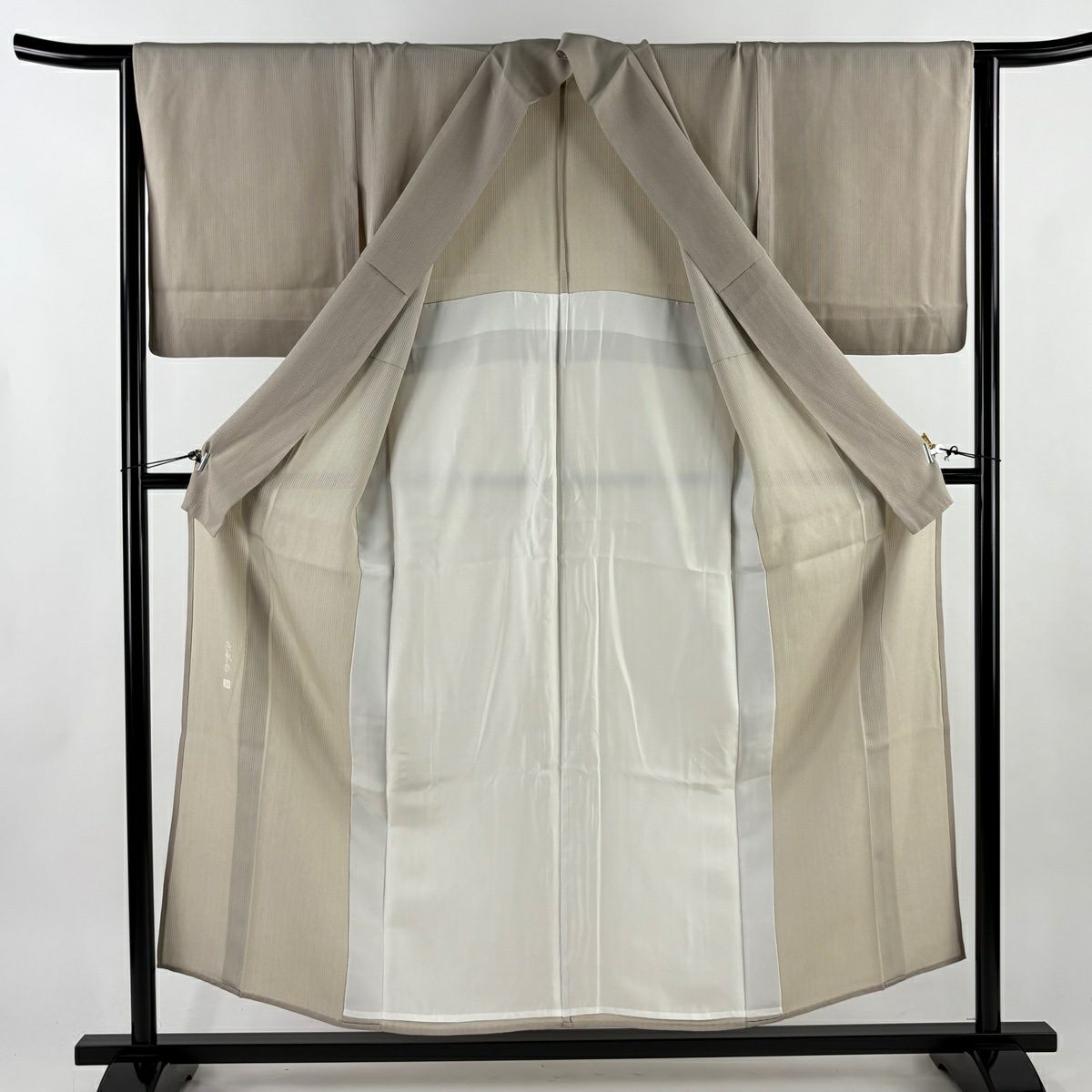 【美品】 紬織 身長155.5cm 袖長64.5cm M 雙層 落款あり 縦縞 灰茶 純蠶絲 秀品級