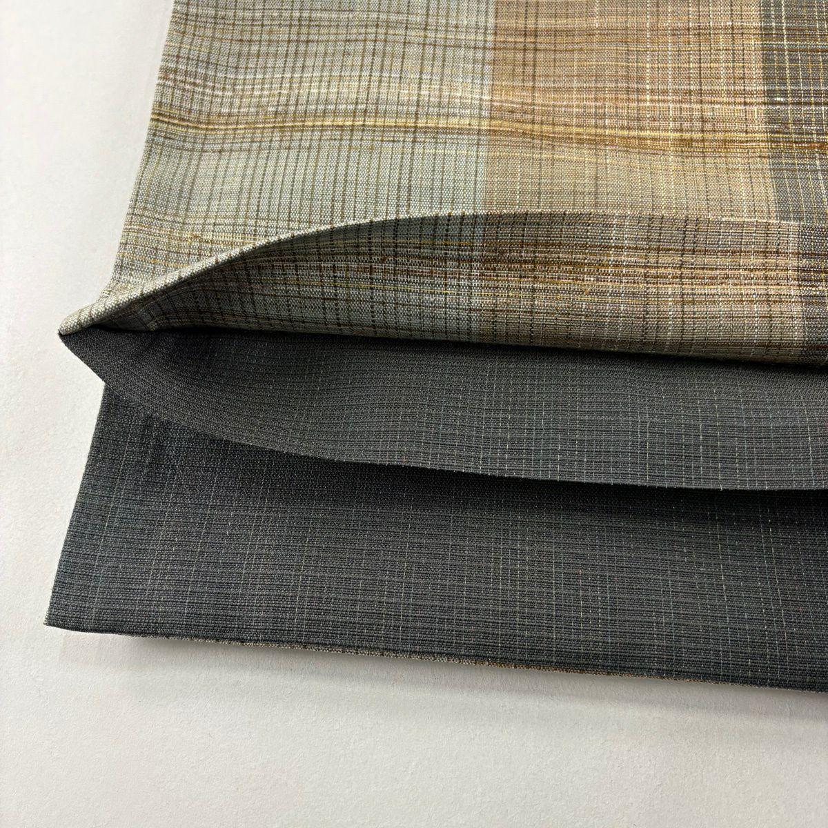 【美品】 袋帶 名品級 幾何學圖案 條紋 金通 灰綠色 大鼓圖案 純蠶絲