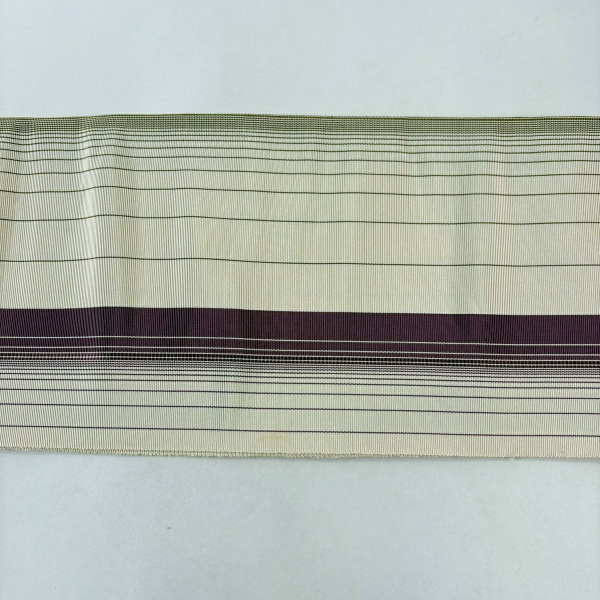 【美品】名古屋帶 秀品級 證書齊全 博多織 紬織織 現代與古典之間的條紋 奶油色 純蠶絲
